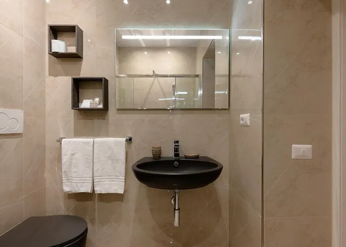Гостевой дом Dolcevitasuite 4*